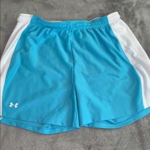 blue and white under armour athletic shorts